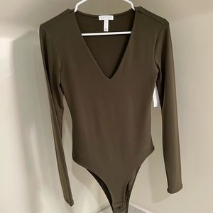 Leith olive green long sleeve v neck body suit